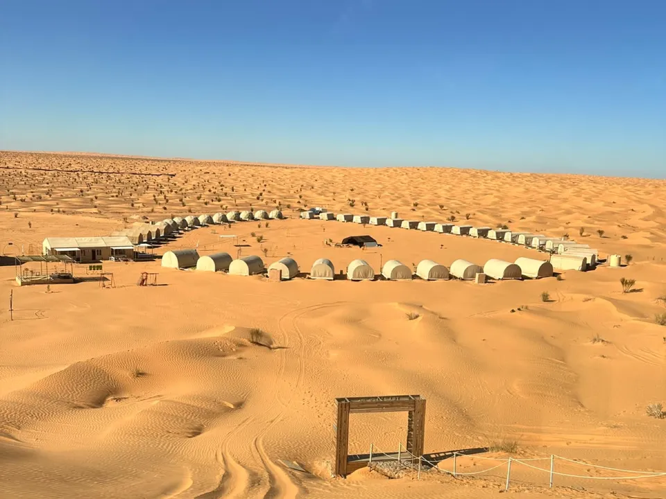 Tiniri Camp tents in the dunes near Tembaine